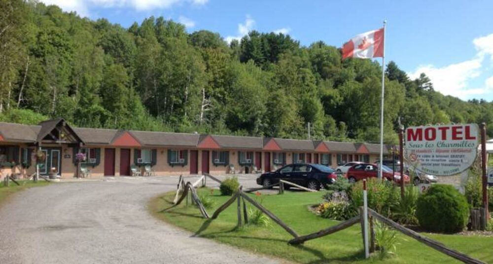 Motel Sous les charmilles | Tourisme Portneuf