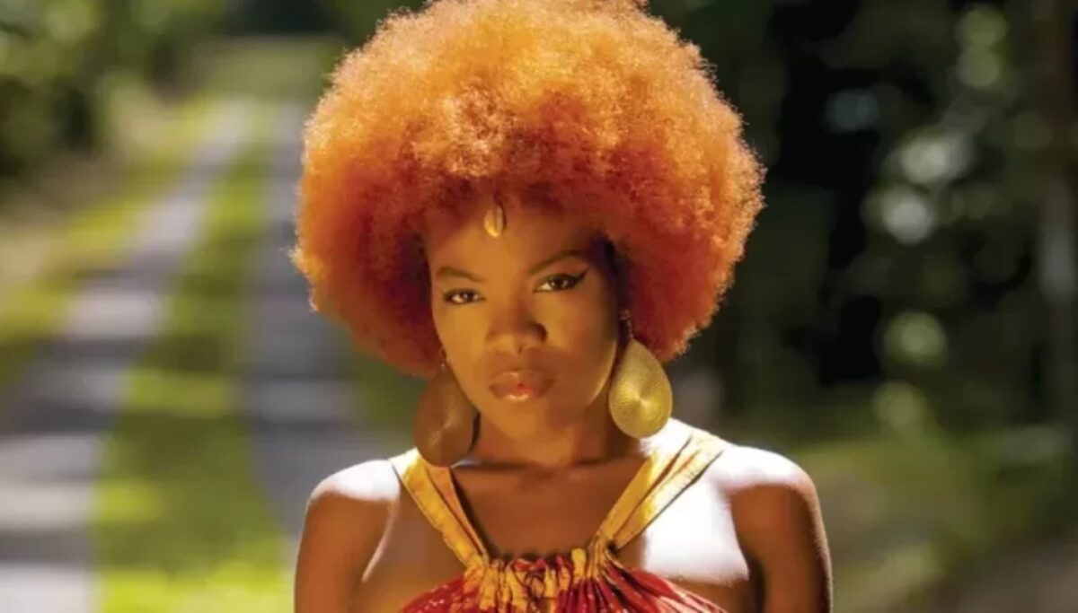 Malika Tirolien